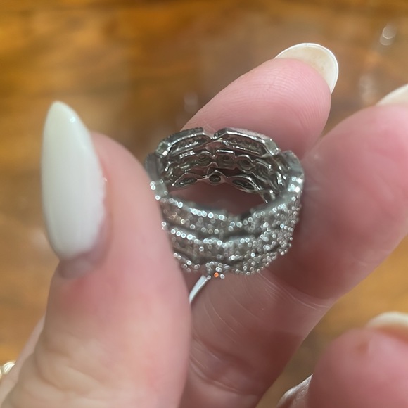 Stackable rings - Picture 2 of 2